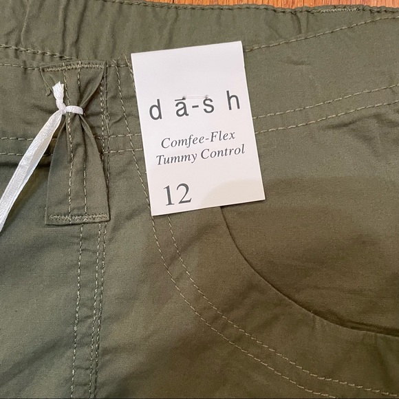 Women’s Army Green NWT Cargo Shorts dash Size 12 Style Adelle Comfee-flex - Picture 6 of 7